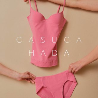 着けないよりラクな魔法の下着「CASUCA HADA（カスカ アーダ）」デビュー！　オーガニック素材＆フィット感が心地いい大人のマストアイテム