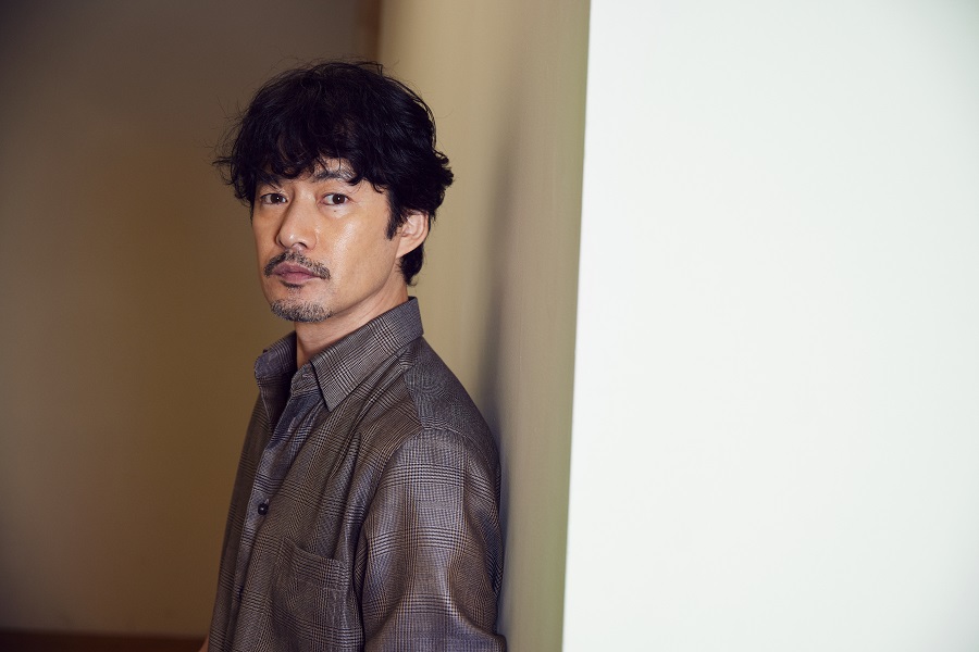 竹野内豊インタビュー】 読者人気トップの竹野内さんに大ヒット公開中
