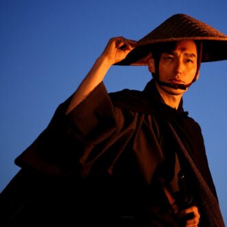 映画『碁盤斬り』主演の草彅剛さんは武士・柳田格之進を演じる