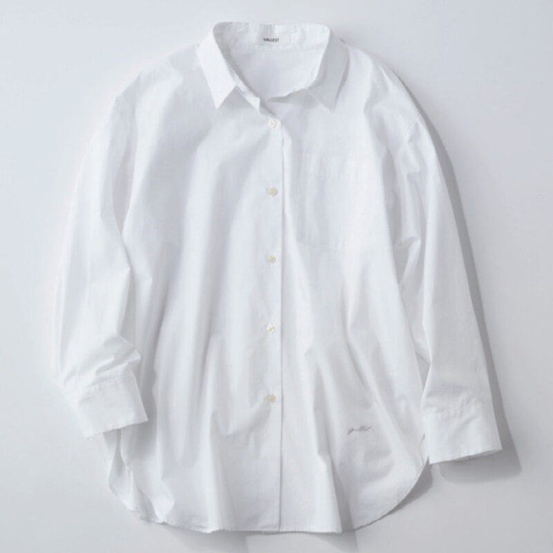 ギャレストの白シャツ