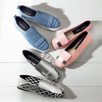 【歩きやすいブランド靴】春のおしゃれを彩る！「マノロ ブラニク」「セルジオ ロッシ」のカラフルシューズ6選！