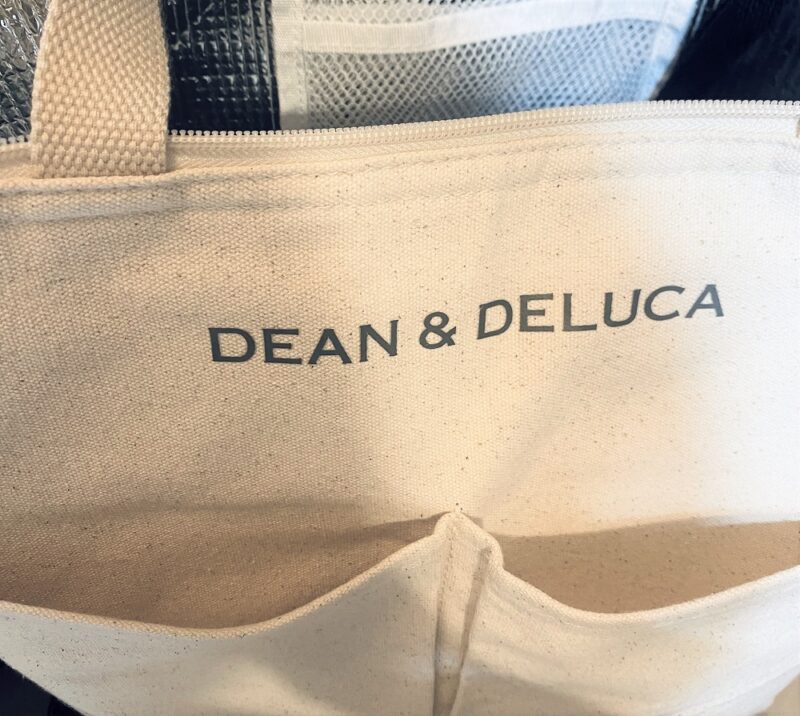 DEAN & DELUCA付録トートの外ポケット