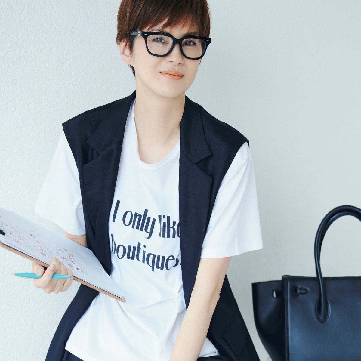 ヨッシー様 C6142 モノトーンTシャツコーデ