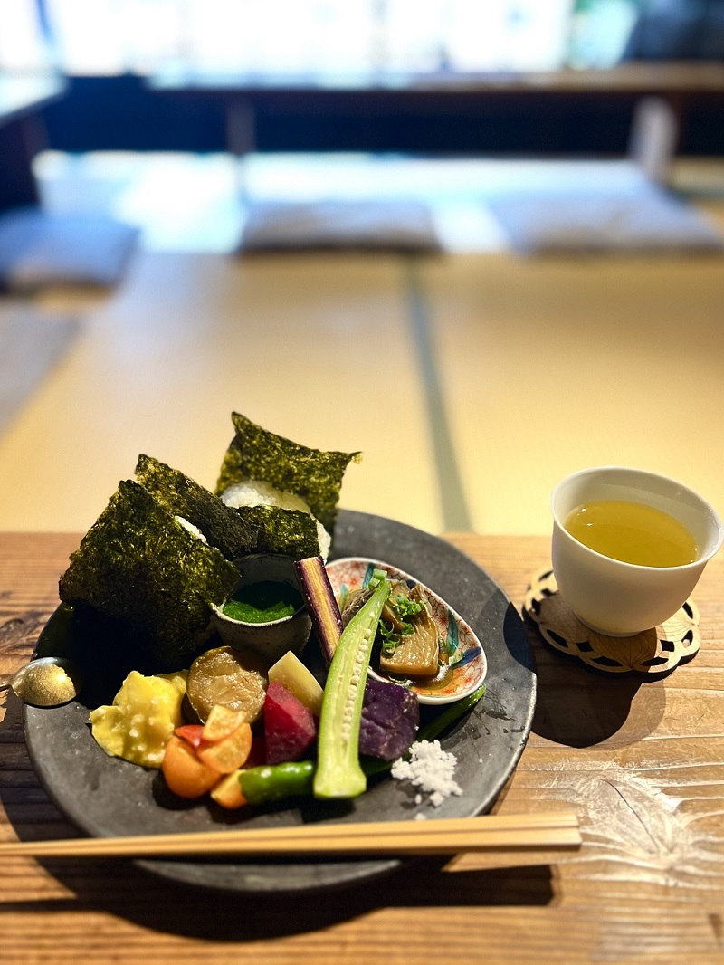 越谷のレストラン　お茶を贈る人のランチ