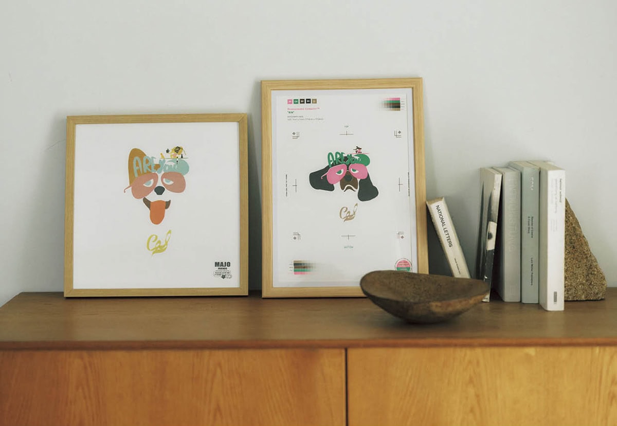 左：リソグラフポスター【アイン】［31×31］3000円　右：リソグラフポスター【リンちゃん】［H36.4×W25.7］2000円（ともにMYC メワヨワメコンピュータ™）