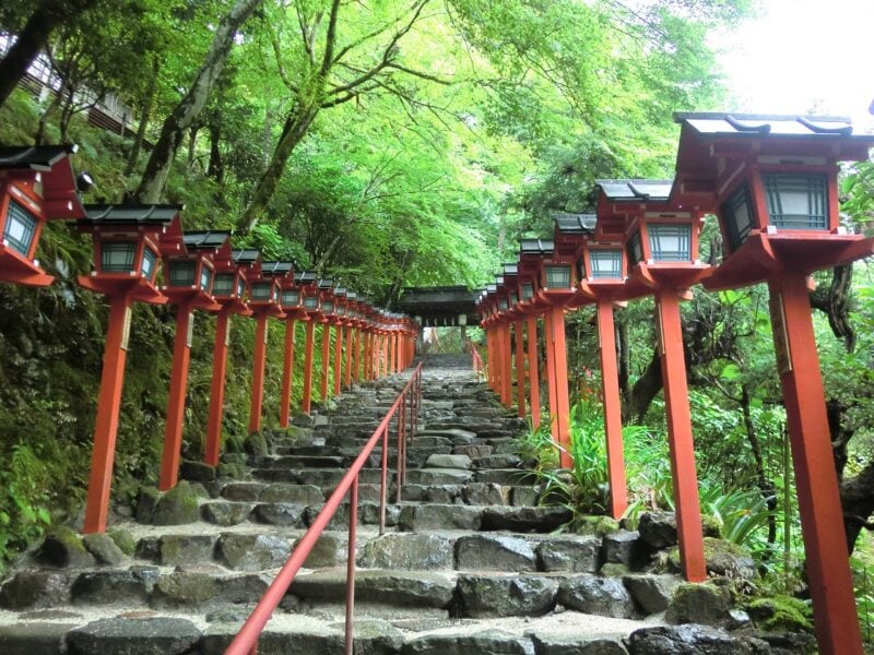 京都のパワースポット　貴船山の貴船神社
