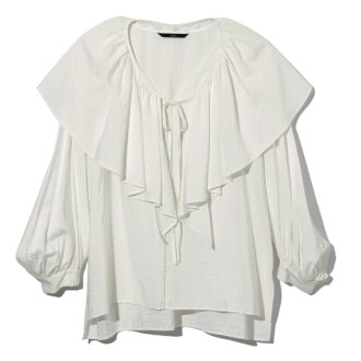 「リエス」の2WAYラッフルブラウス
