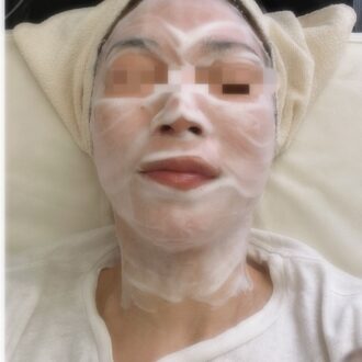 まずは洗顔
