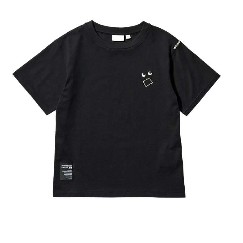 ユニクロとアニヤハインドマーチのキッズTシャツ ブラック