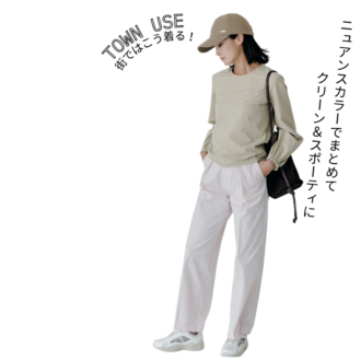  Tシャツ感覚でサッと着るだけでサマになる、シルエットがきれいなプルオーバーブラウス。 ラッシュガードブラウス1万7600円（ダン）