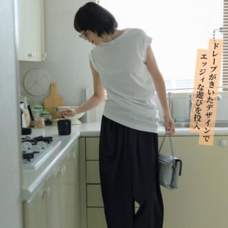 大人におすすめデザインTシャツモデルカット