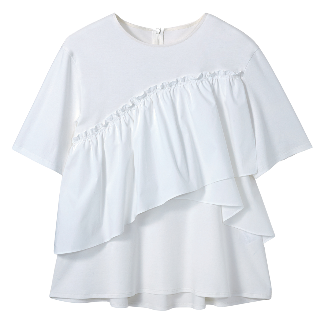 フリルつきTシャツ