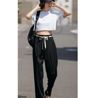 ペレックの短丈Tシャツ