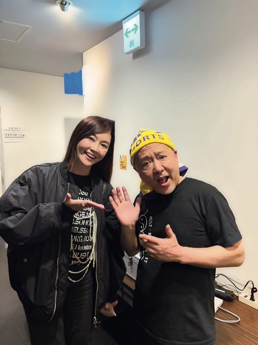 マキタスポーツさんのライブを訪れた観月ありささん