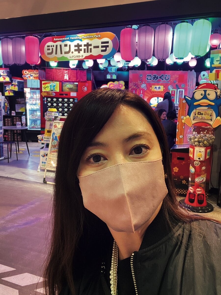 話題のスポットジハン・キホーテを訪れた観月ありささん