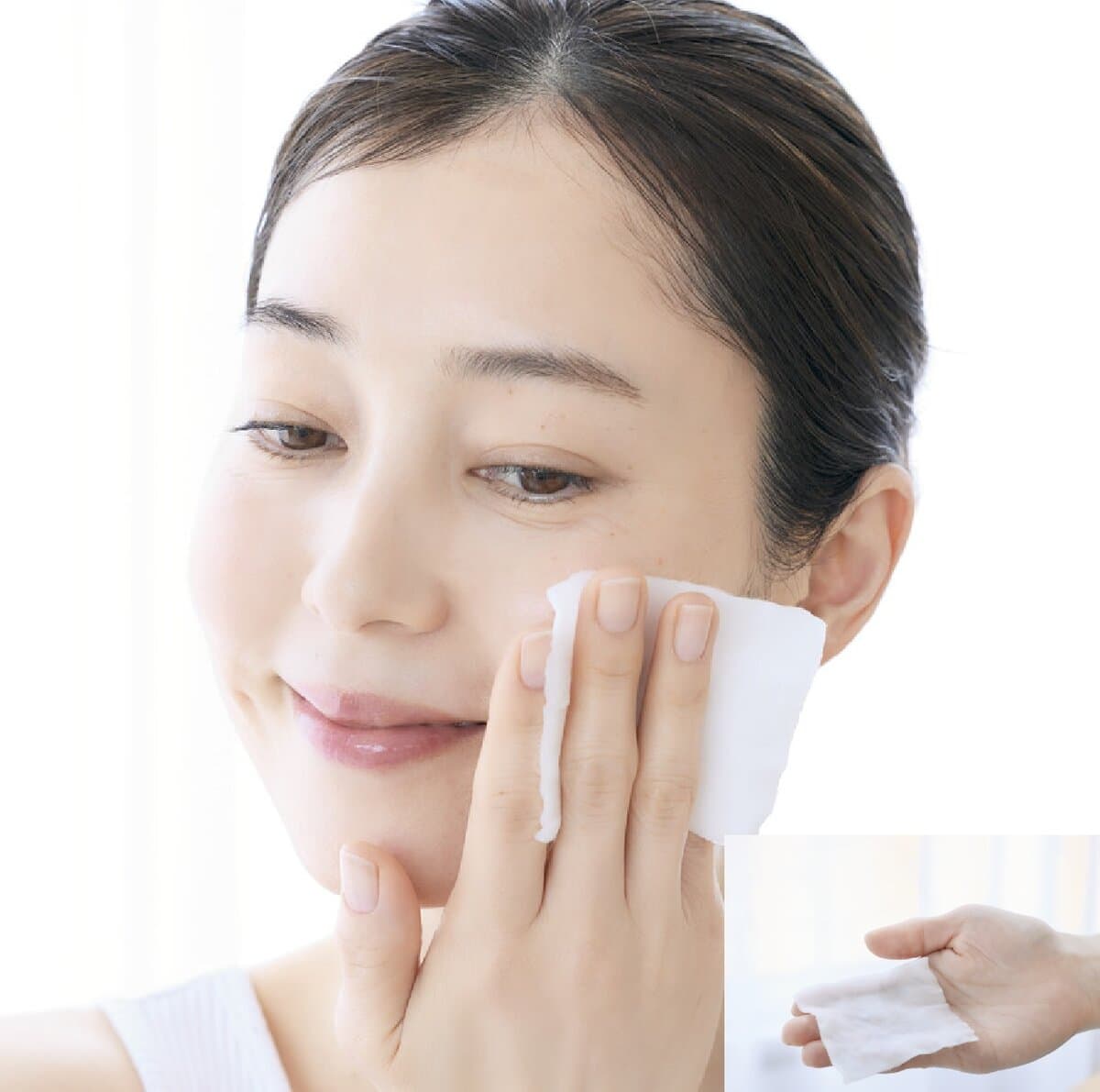 コットンでふき取る