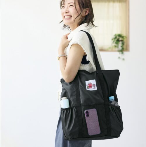 GLOW 2025年8月号GLOW8月号 付録【スヌーピー、保冷機能付き軽量BIGトート】 肩掛けできる長めショルダーが便利