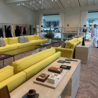 世界で大ブレイク中のJacquemusの旗艦店が4月、ウエストハリウッドにオープン
