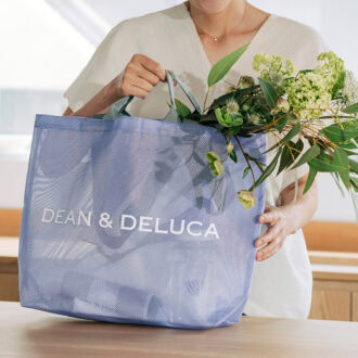 DEAN & DELUCA2025年夏限定のメッシュトートバッグは、ライラックカラー。 Lサイズ ￥4,400（税込）