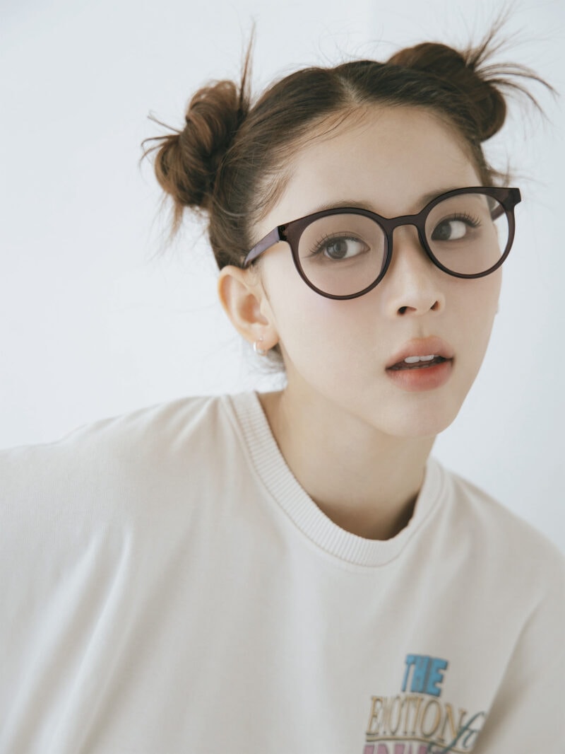 小顔効果抜群♡ 紫外線99％カットのコールマン調光サングラス