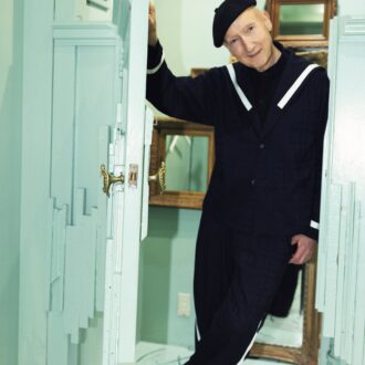 【SNAP】スティーブン・ジョーンズが東京来日で持参したMILK BOYコレクションを公開！Stephen Jones