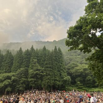 グリーンステージ、後ろまでぎっしり