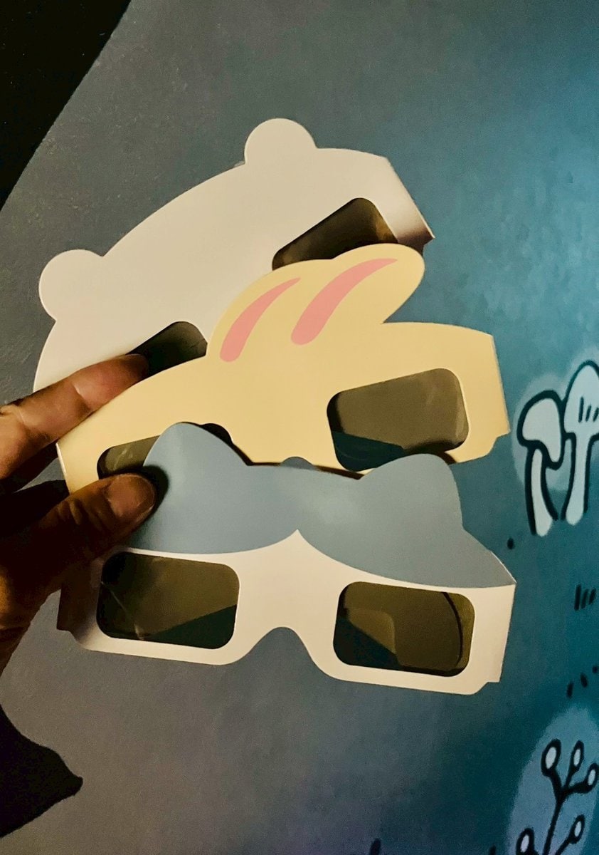 森の観測所でかける３Dメガネは３つから選べます