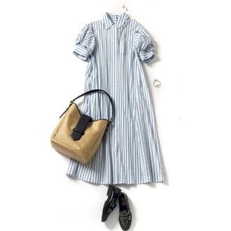 ワンピース2万4200円（エレンディーク）　バッグ3万1900円（ラ・ヴェニール／D.L.T）　シューズ6万4900円（カステラーノ／フラッパーズ）　ピアス4万9500円（リューク）　ブレスレット1万7600円（yarKA／ロードス）
