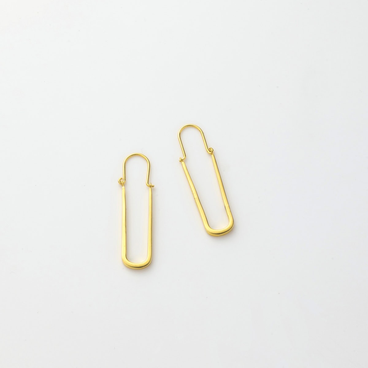 ピアス7700円（YArKA／ロードス）