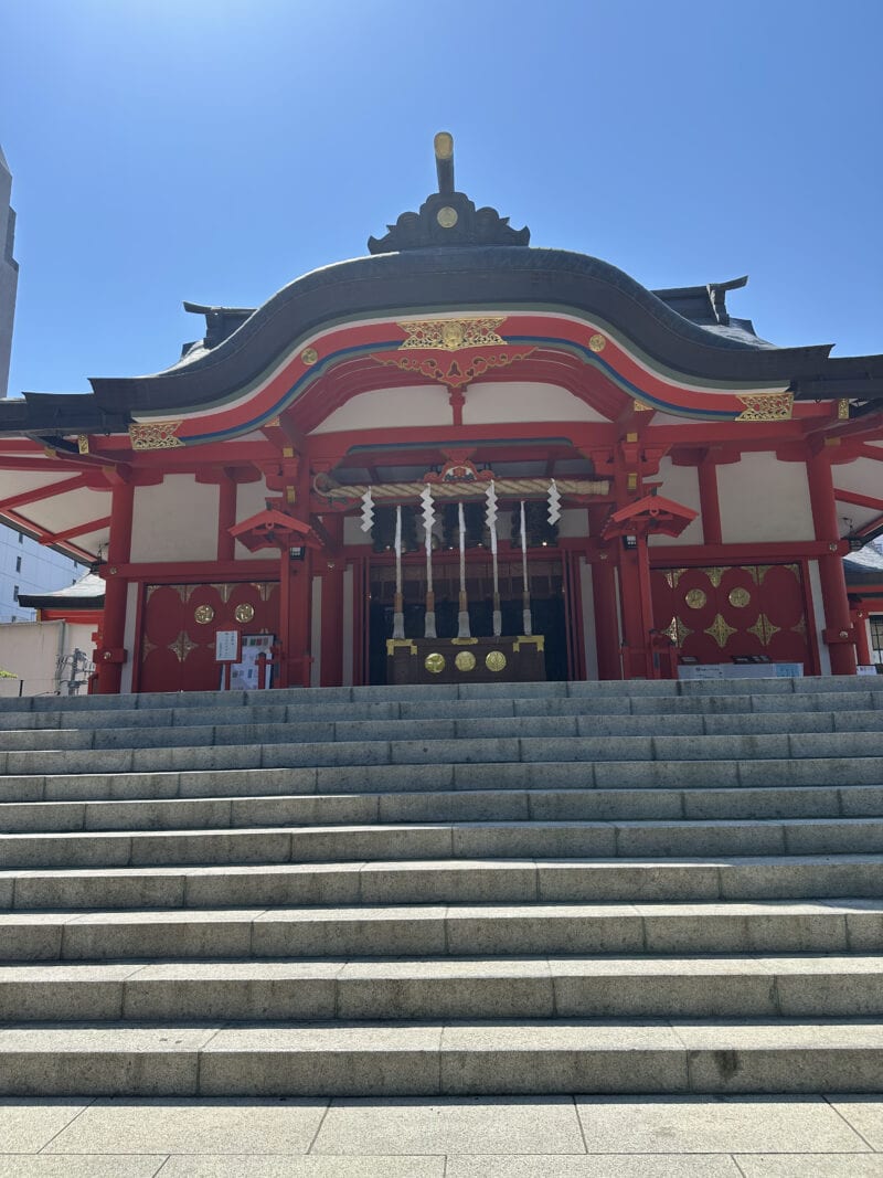 花園神社本殿