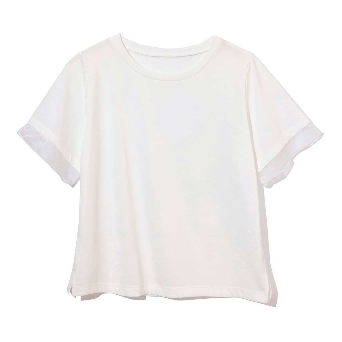 シアーな袖先が華やか。2970円（ザ ショップ ティーケー／ワールド プレスインフォメーション）