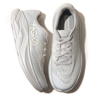【HOKA®のリンコン4】1万6500円（ホカ®／デッカーズジャパン）