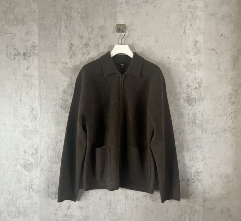 ニットフルジップジャケット￥8,990（ユニクロ：シー）