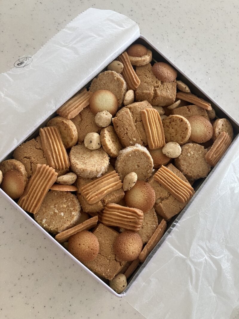 MERCIBAKE「夏のクッキー缶」
