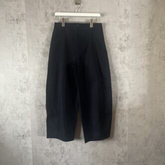 コットンカーブアンクルパンツ￥4,990（ユニクロ：シー）
