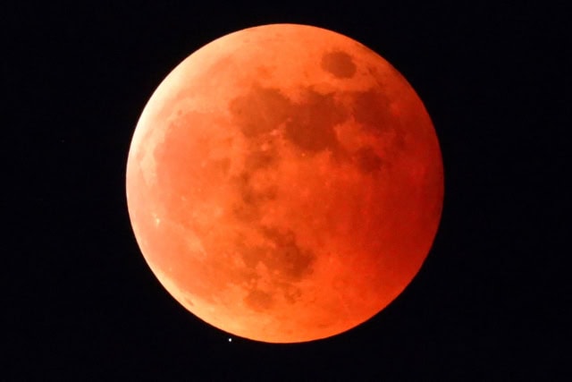 2025年9月8日満月＆皆既月食