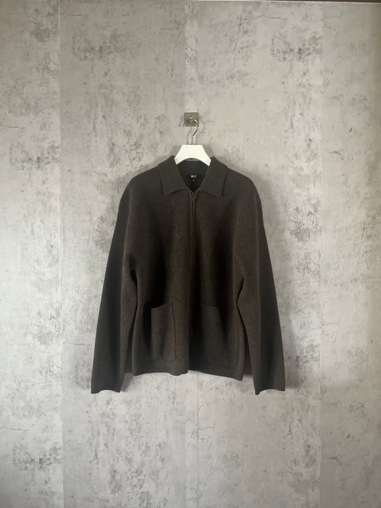 ニットフルジップジャケット￥8,990（ユニクロ：シー）