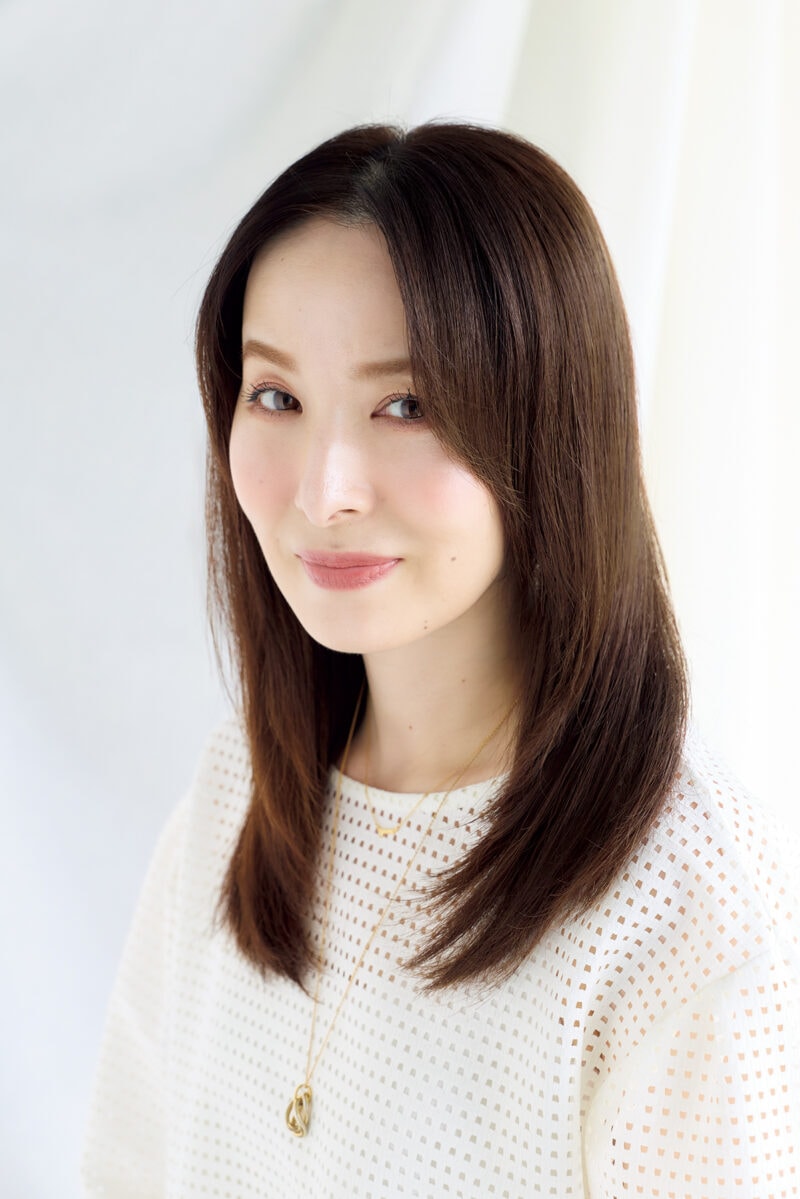 【40代白髪染め】白髪を染めてハリ・コシ・ツヤケアもおまかせ !　カラートリートメントで 美髪をキープ