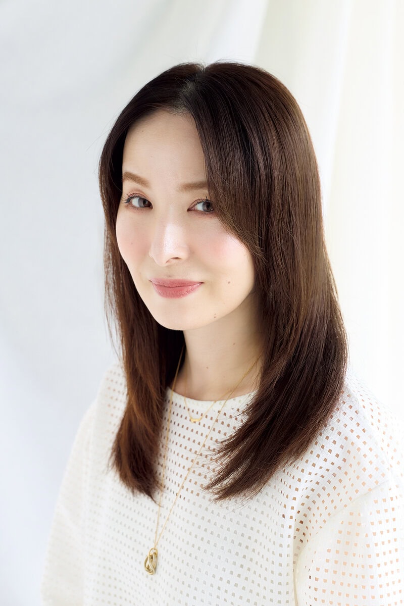 【40代白髪染め】白髪を染めてハリ・コシ・ツヤケアもおまかせ !　カラートリートメントで 美髪をキープ