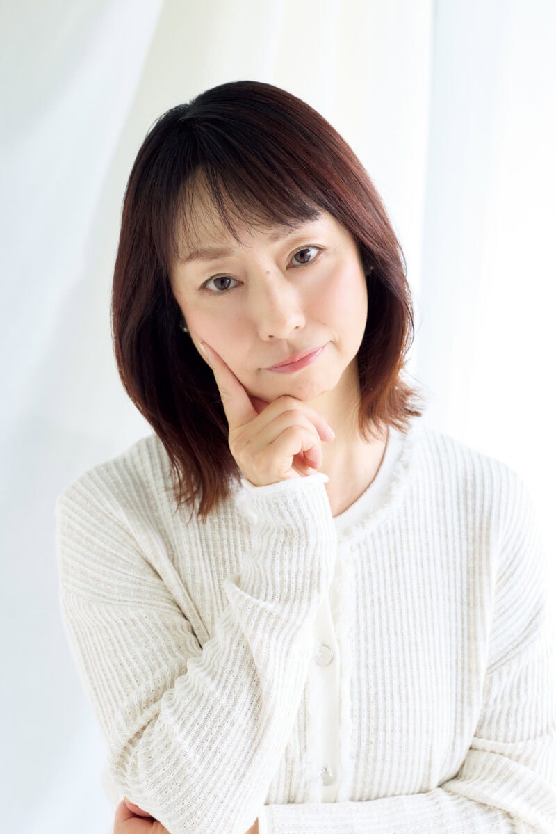【40代白髪染め】白髪を染めてハリ・コシ・ツヤケアもおまかせ !　カラートリートメントで 美髪をキープ