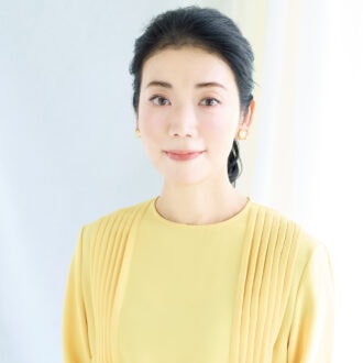 【40代白髪染め】白髪を染めてハリ・コシ・ツヤケアもおまかせ !　カラートリートメントで 美髪をキープ