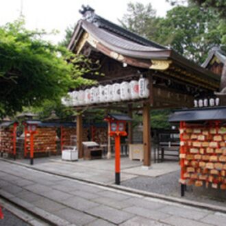 安井金比羅宮（やすいこんぴらぐう）　縁切り神社