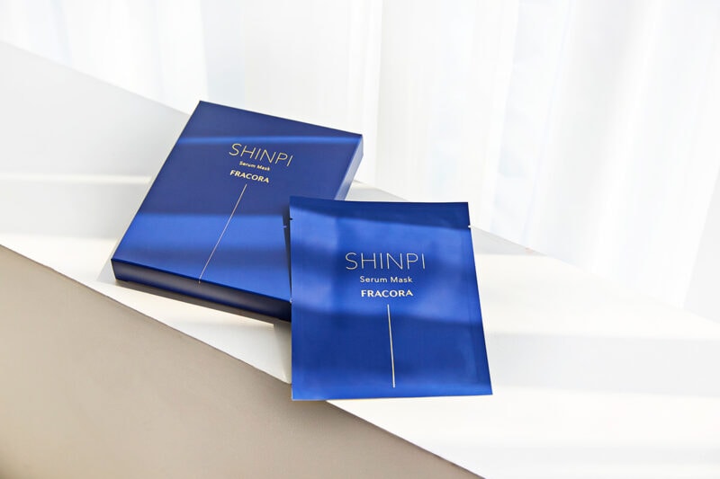 望海さんも実感！【FRACORA SHINPI® 導入美容液とセラムマスク】のW使いで「疲れ見え*¹」を瞬時にリセット