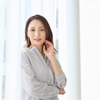 望海さんも実感！【FRACORA SHINPI® 導入美容液とセラムマスク】のW使いで「疲れ見え*¹」を瞬時にリセット