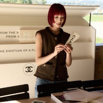 グラースのバスティード（邸宅）の一画で「55 VOICES」と題した展示が開催