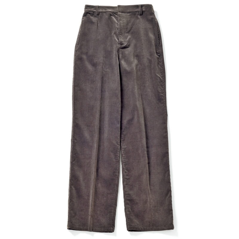 パンツ4万2900円（イロット／ザ・ウォール ショールーム）