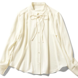 ブラウス1万4300円（ソージュ／ソージュ オンラインストア）