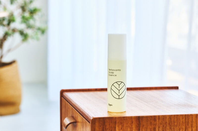 白髪を黒髪に! ビゲン スキャルプエッセンス