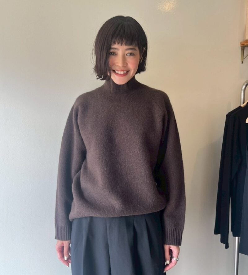 MUJILabo ヤク混タートルネックセーター ダークブラウン 高本さん着用