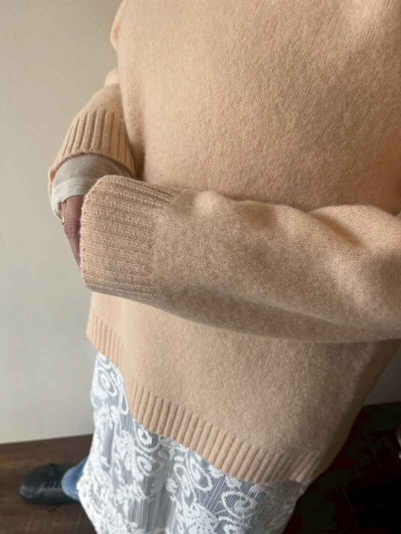 MUJILabo ヤク混タートルネックセーター ライトオレンジ アップ